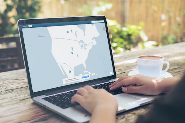 VPN Premium vs. VPN Gratis: Apa Perbedaannya?