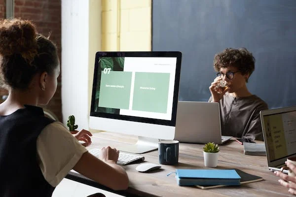 Menciptakan Laporan Bisnis yang Menarik dengan Sentuhan Kreativitas
